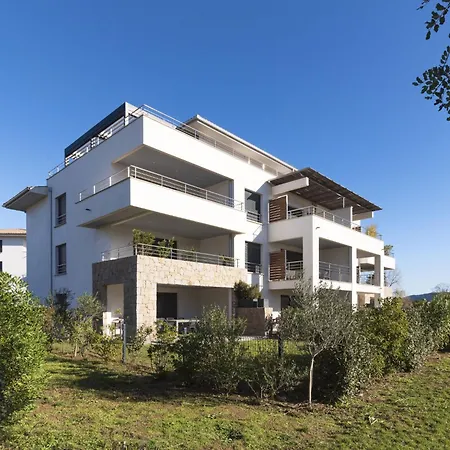 Domaine D'arca G7 By Interhome *